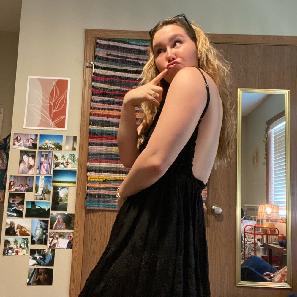 BACKLESS MINI DRESS